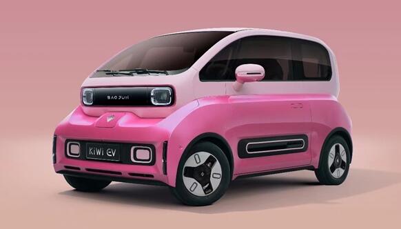1769元!寶駿KiWi EV“豬小八”萌寵版車(chē)貼發(fā)布:包安裝再加1850元